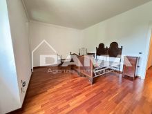 Porzione di bifamiliare a piano terra con ampio parco­_camera matrimoniale3