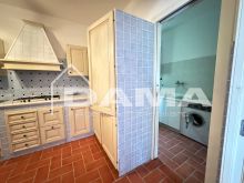 Porzione di bifamiliare a piano terra con ampio parco­_cucina2
