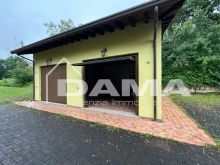 Porzione di bifamiliare a piano terra con ampio parco­_garage4