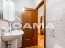PISCINA-Appartamento subito disponibile con 3 camere e posto auto36