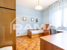 PISCINA-Appartamento subito disponibile con 3 camere e posto auto31