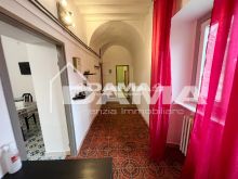 Rocca San Casciano _ In palazzo storico nel pieno centro del paese vendesi appartamento rimodernato 024