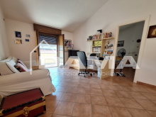 SAN VARANO_porzione di bifamiliare con ingresso indipendente in zona residenziale11