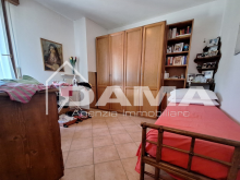 SAN VARANO_porzione di bifamiliare con ingresso indipendente in zona residenziale14