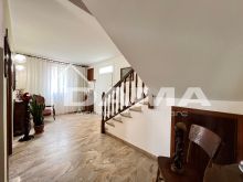 Villa Indipendente su Strada Chiusa al Traffico con Corte Privata e Doppio Accesso Carrabile07