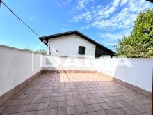 Villa Indipendente su Strada Chiusa al Traffico con Corte Privata e Doppio Accesso Carrabile28