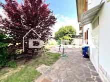 Villa Indipendente su Strada Chiusa al Traffico con Corte Privata e Doppio Accesso Carrabile47