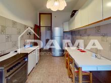 Trilocale in Zona Centrale al Terzo Piano con Ascensore_cucina1