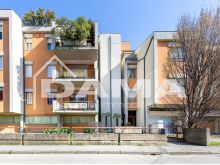 Musicisti - Trilocale con Balconi Separati al Terzo e Ultimo Piano 0101