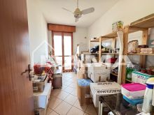 zona Bussecchio Ampio appartamento con mansarda e garage doppio 18