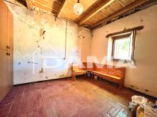 Casa Abbinata Immersa nelle Colline di Predappio con Podere e Capannone22