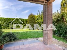 CORIANO_Villino semi indipendente con giardino privato in contesto residenziale e signorile17