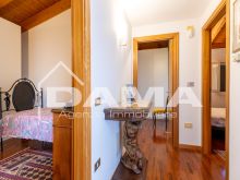 CORIANO_Villino semi indipendente con giardino privato in contesto residenziale e signorile40