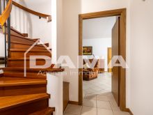 CORIANO_Villino semi indipendente con giardino privato in contesto residenziale e signorile54