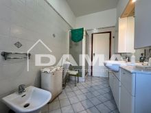 Ca'Ossi - Casa Indipendente con Due Appartamenti in Zona di Pregio 0114