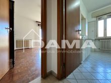 Ca'Ossi - Casa Indipendente con Due Appartamenti in Zona di Pregio 0115