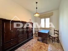 Ca'Ossi - Casa Indipendente con Due Appartamenti in Zona di Pregio 0118