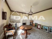 Ca'Ossi - Casa Indipendente con Due Appartamenti in Zona di Pregio 0134