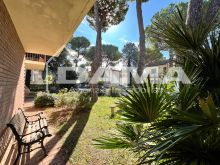 Ca'Ossi - Casa Indipendente con Due Appartamenti in Zona di Pregio 0144
