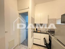 Forlì – Bilocale ristrutturato vicino al Campus con 2 posti auto esclusivi_CUCINA1