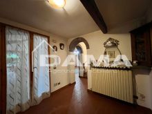 zona SAN GIORGIO - casa indipendente contornata da aperta campagna vicino all'autostrada21