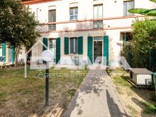 ADIACENZE VIA GORIZIA _ Appartamento con ingresso indipendente, giardino privato e garage 06