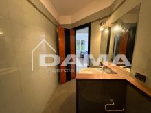 Elegante casa indipendente con giardino privato e ampi spazi interni_BAGNO P12
