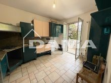 Elegante casa indipendente con giardino privato e ampi spazi interni_CUCINA1