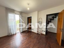 Elegante casa indipendente con giardino privato e ampi spazi interni_LETTO 12