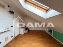 Elegante casa indipendente con giardino privato e ampi spazi interni_MANSARDA2