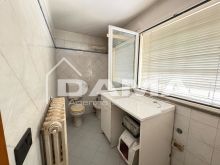 Elegante casa indipendente con giardino privato e ampi spazi interni_LAVANDERIA