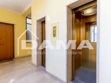 Corso della Repubblica - Ufficio di Ampie Dimensioni Trasformabile in Residenziale 0104