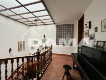 Casa Indipendente con Due Appartamenti in zona Ricercata e Servita 0135