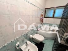 Villino di recente costruzione con ampi spazi e finiture di pregio a Borgo Sisa 18