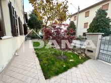 Villino di recente costruzione con ampi spazi e finiture di pregio a Borgo Sisa 47