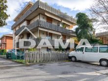 Appartamento con terrazzo abitabile e due camere Campo di Marte 02