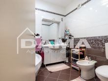 Trilocale con Terrazzo Loggiato e Affaccio nel Verde - Via Forlanini 22