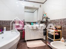 Trilocale con Terrazzo Loggiato e Affaccio nel Verde - Via Forlanini 24