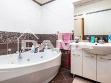 Trilocale con Terrazzo Loggiato e Affaccio nel Verde - Via Forlanini 26