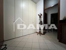 Appartamento Due Camere Piano Alto con Garage in zona Servita 14