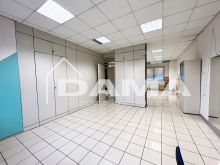 Ufficio con ingresso indipendente e parcheggio privato a Coriano 16