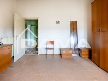 Casa indipendente con terreno_camera piano terra2