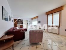 Elegante appartamento indipendente con 3 letto due garage zona Pianta Ospedaletto 12