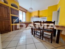 Elegante appartamento indipendente con 3 letto due garage zona Pianta Ospedaletto 15