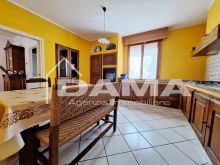 Elegante appartamento indipendente con 3 letto due garage zona Pianta Ospedaletto 17