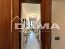 Prestigiosa soluzione su più livelli in centro storico a Forlì_BAGNO 11