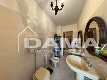 Prestigiosa soluzione su più livelli in centro storico a Forlì_BAGNO 13