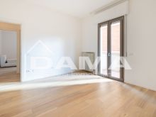 Musicisti_Luminoso e Ristrutturato Due Camere con Garage, Posto Auto e Cantina17