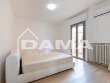 Musicisti_Luminoso e Ristrutturato Due Camere con Garage, Posto Auto e Cantina28