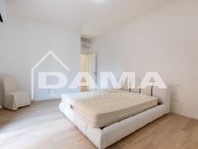 Musicisti_Luminoso e Ristrutturato Due Camere con Garage, Posto Auto e Cantina32